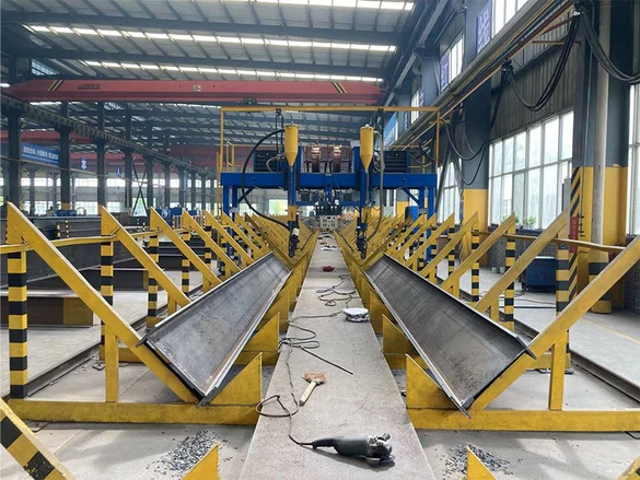 welding H beams welding H beams